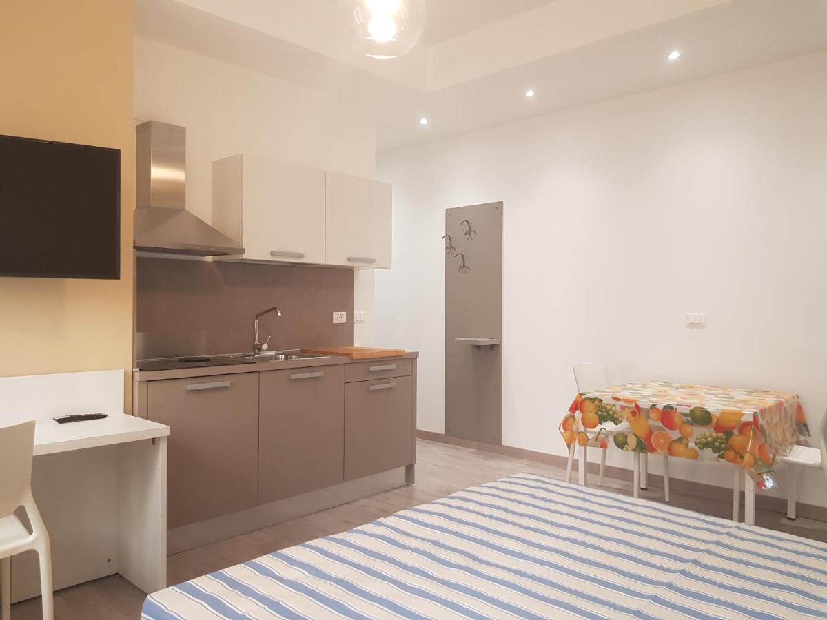 Cristina Sweet Home Savona Kültér fotó