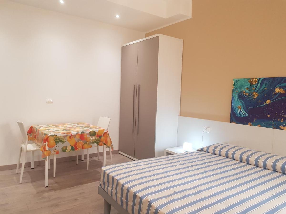Cristina Sweet Home Savona Kültér fotó